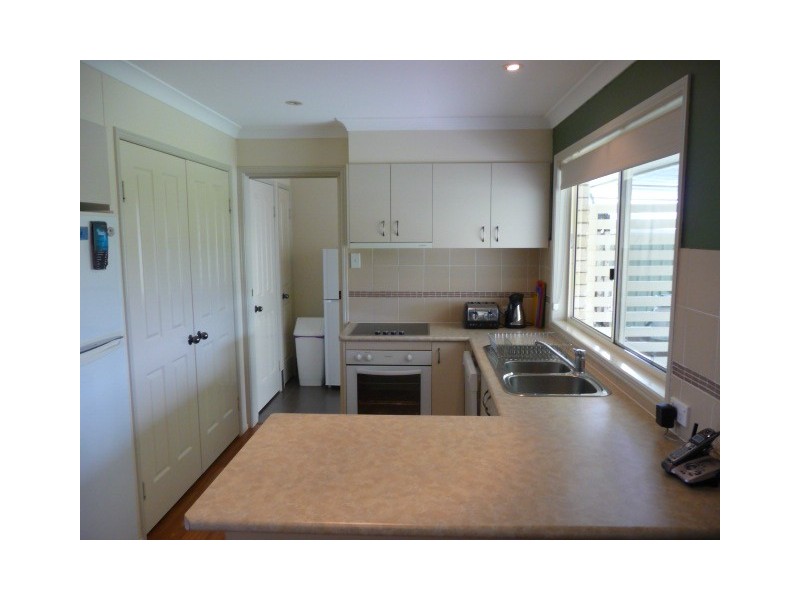 35 Canberra Ave, Cooloola Cove QLD 4580