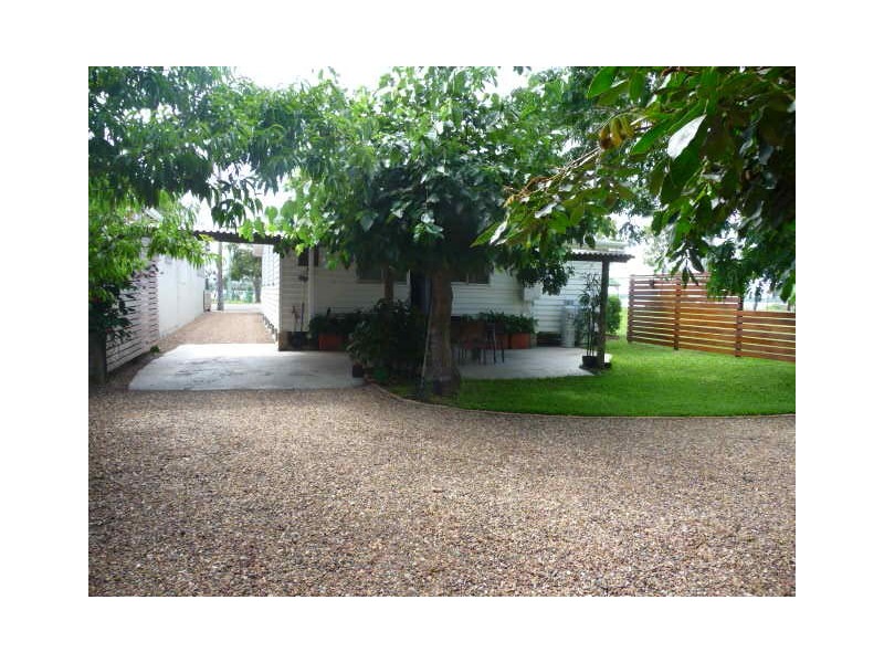 36 Esplanade, Tin Can Bay QLD 4580