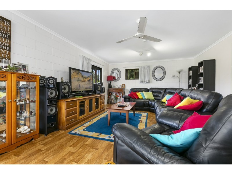 18 Endeavour Drive, Cooloola Cove QLD 4580