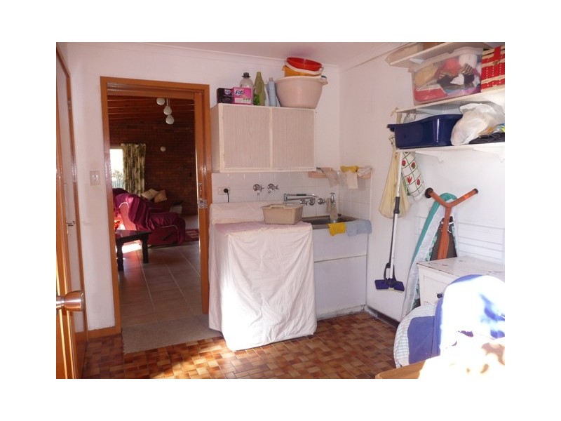 16 Gympie Road, Tin Can Bay QLD 4580