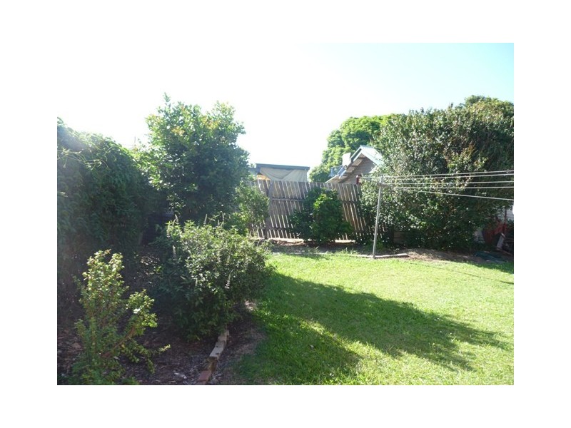 16 Gympie Road, Tin Can Bay QLD 4580