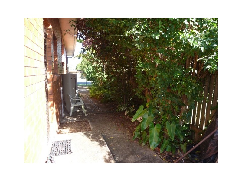 16 Gympie Road, Tin Can Bay QLD 4580