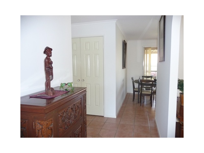 4 Orchid Ct, Tin Can Bay QLD 4580