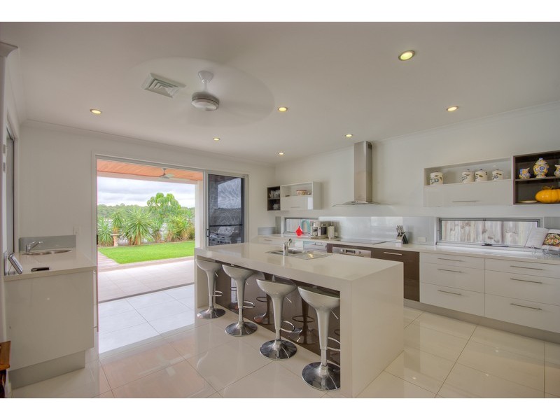 13 Esplanade, Tin Can Bay QLD 4580