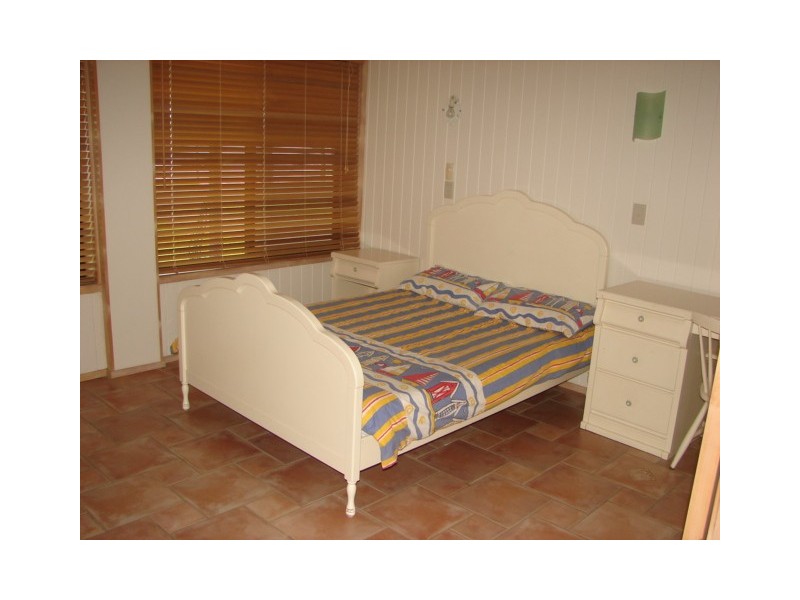 52 Esplanade, Tin Can Bay QLD 4580