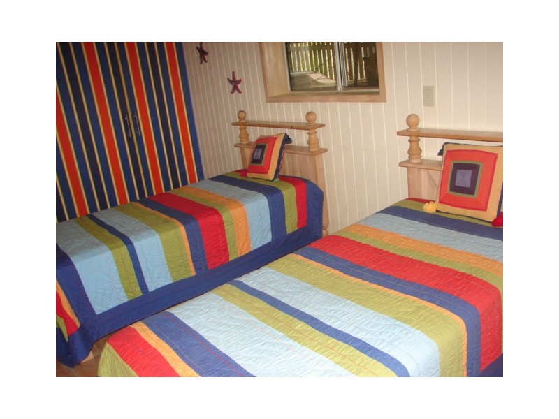 52 Esplanade, Tin Can Bay QLD 4580