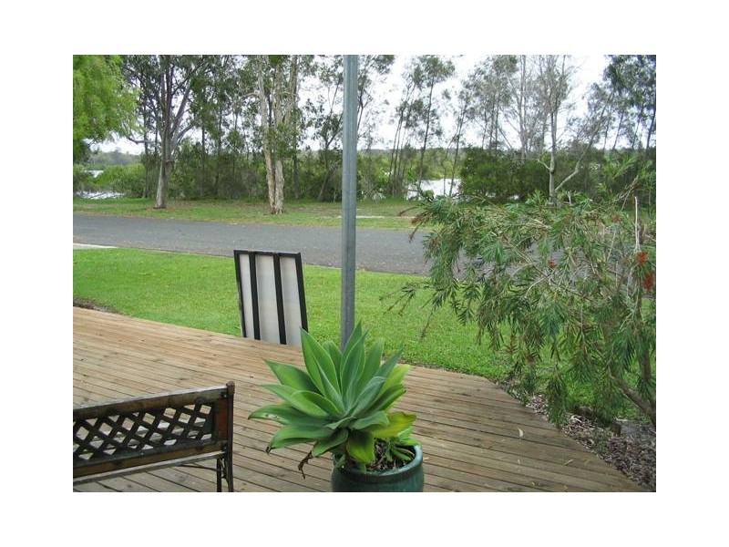 4 Mason Street, Tin Can Bay QLD 4580