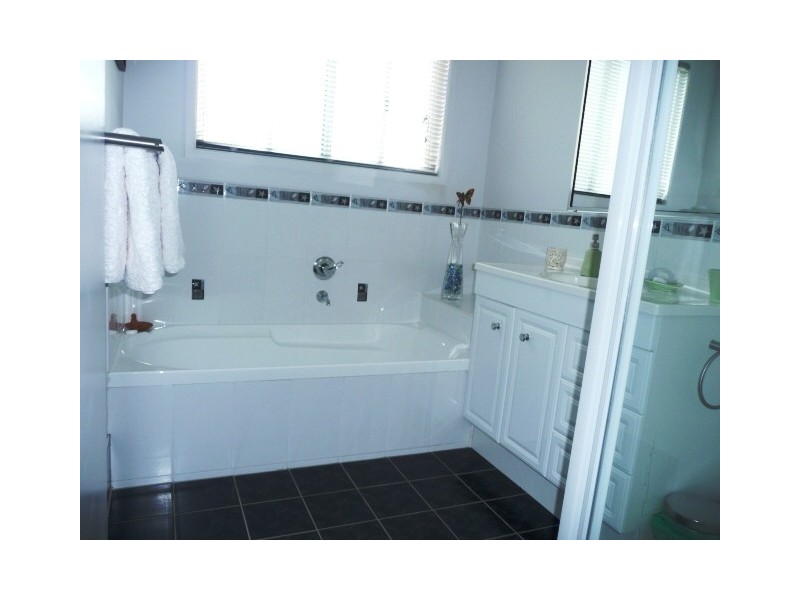 46 Golden Hind Ave, Cooloola Cove QLD 4580