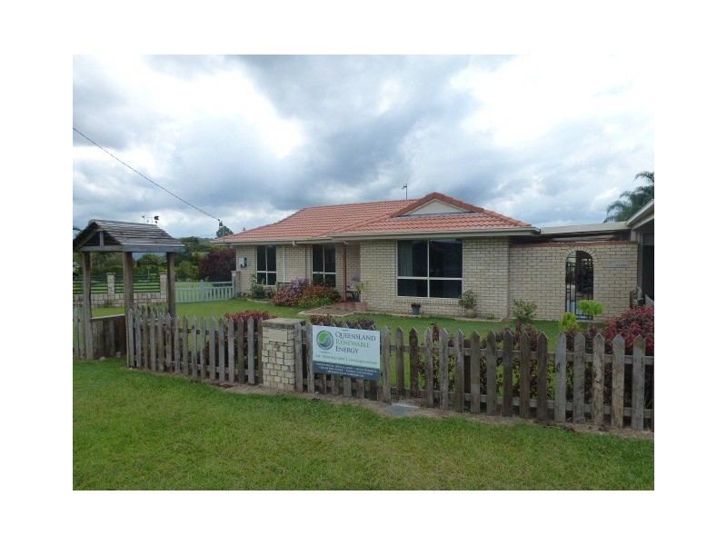 4 Duchess Court, Cooloola Cove QLD 4580