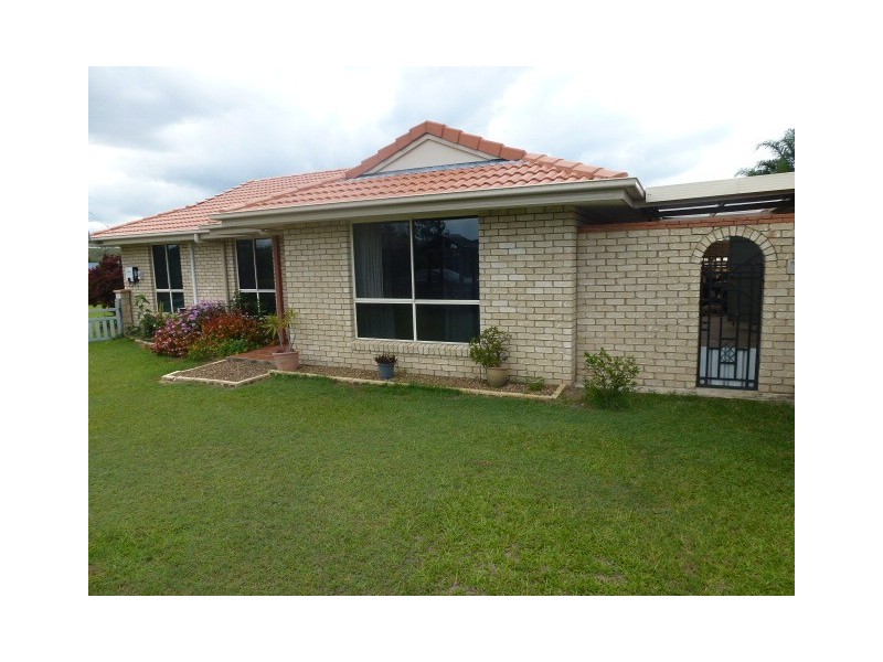 4 Duchess Court, Cooloola Cove QLD 4580