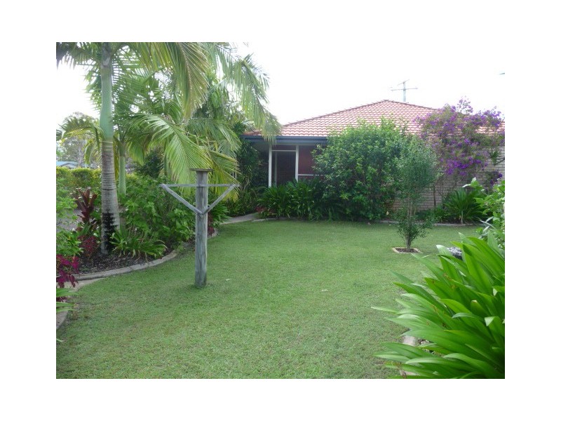 188 Queen Elizabeth Dr, Cooloola Cove QLD 4580