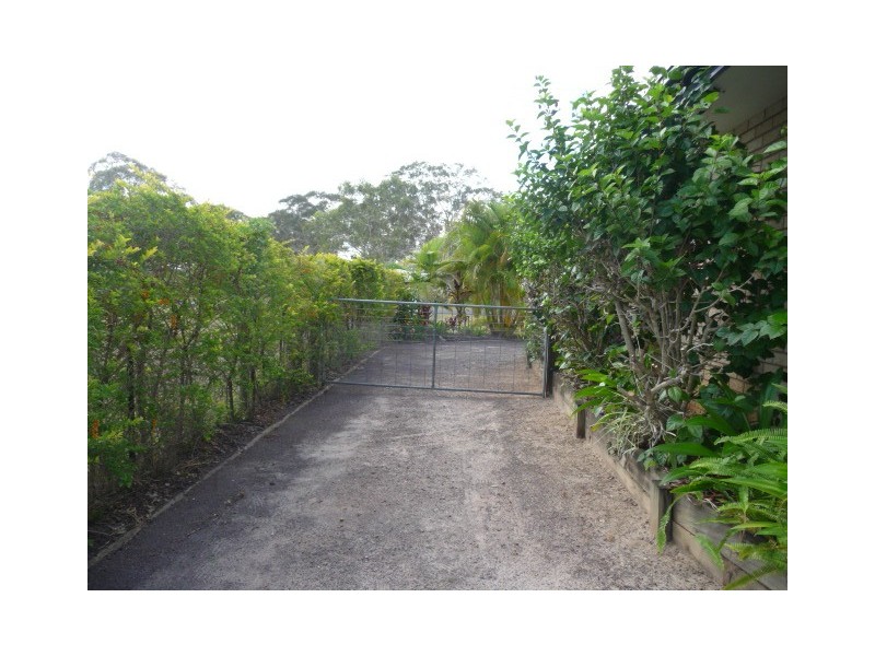 188 Queen Elizabeth Dr, Cooloola Cove QLD 4580