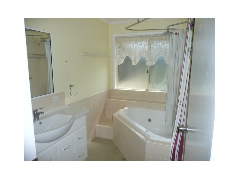 36 Osborne Court, Wallu QLD 4570