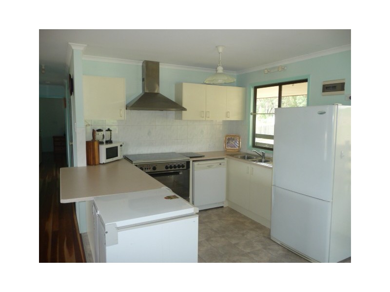 8 Investigator Avenue, Cooloola Cove QLD 4580