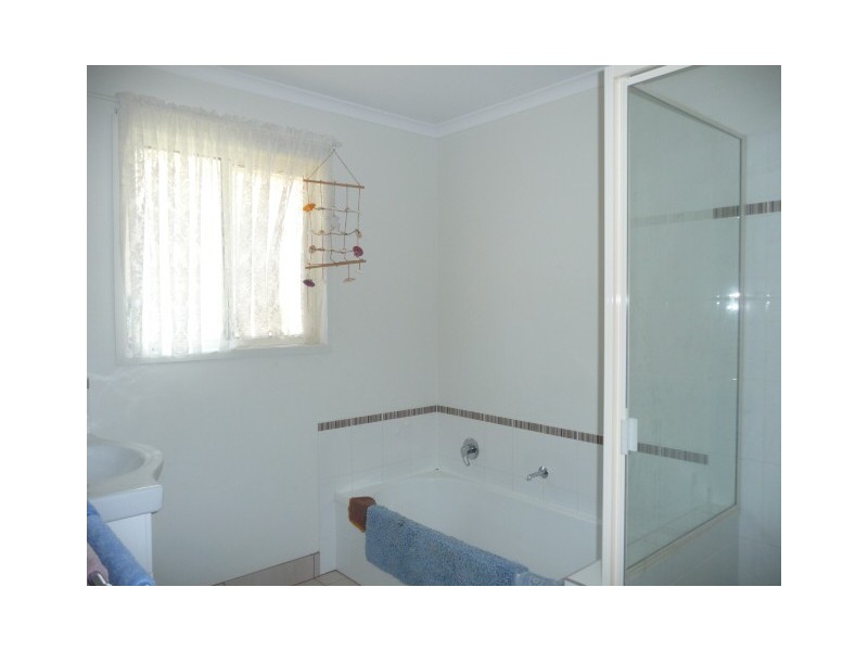 20 Regent Court, Cooloola Cove QLD 4580