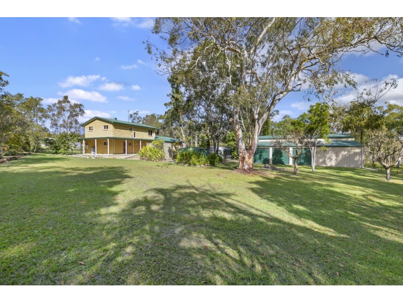 8 Seawitch Cres, Cooloola Cove QLD 4580