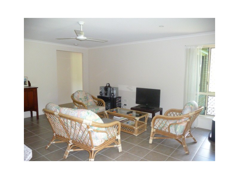 111 Investigator Ave, Cooloola Cove QLD 4580