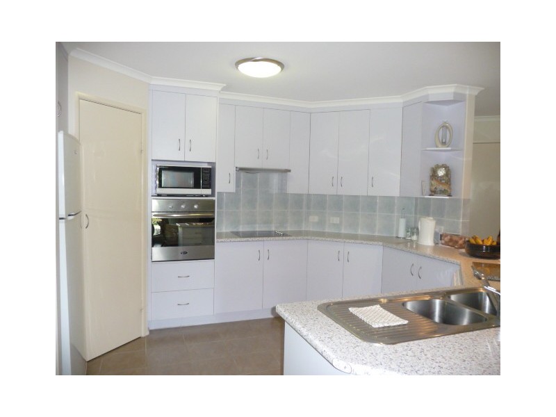 111 Investigator Ave, Cooloola Cove QLD 4580