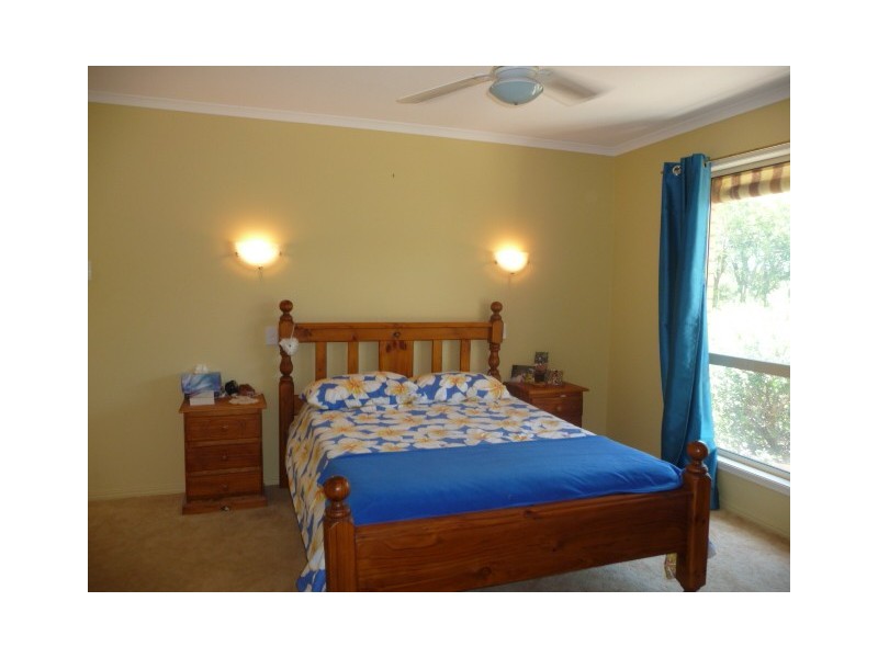 64 Nautilus Dr, Cooloola Cove QLD 4580