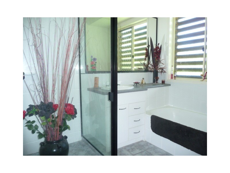 64 Nautilus Dr, Cooloola Cove QLD 4580