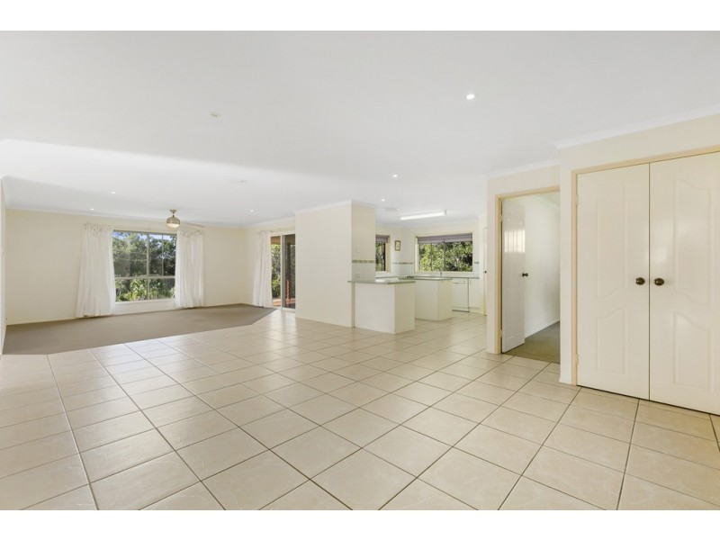 10 Investigator Ave, Cooloola Cove QLD 4580