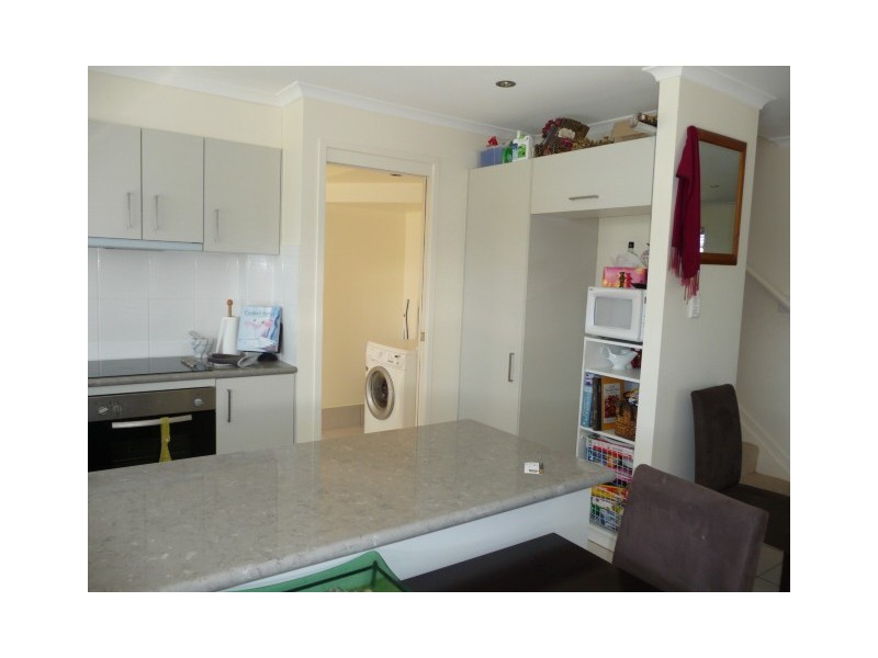 1/37 Creekside Esp, Cooloola Cove QLD 4580