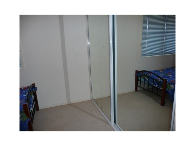 1/37 Creekside Esp, Cooloola Cove QLD 4580