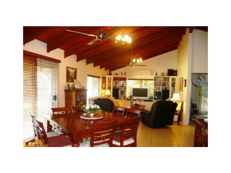 70 Endeavour Dr, Cooloola Cove QLD 4580