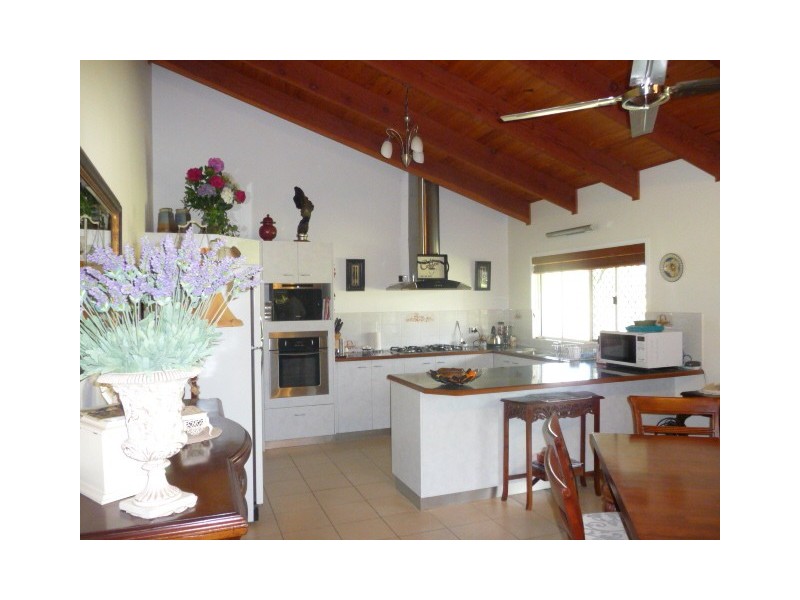 70 Endeavour Dr, Cooloola Cove QLD 4580