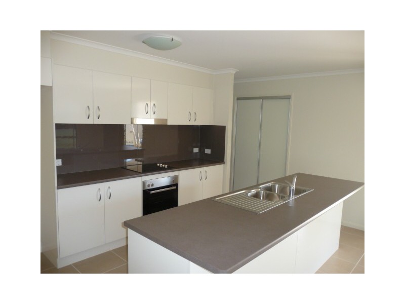 13 Callistemon Cr, Tin Can Bay QLD 4580