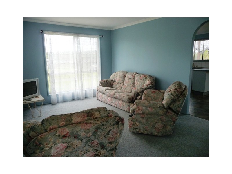 24 Discovery Drive, Cooloola Cove QLD 4580