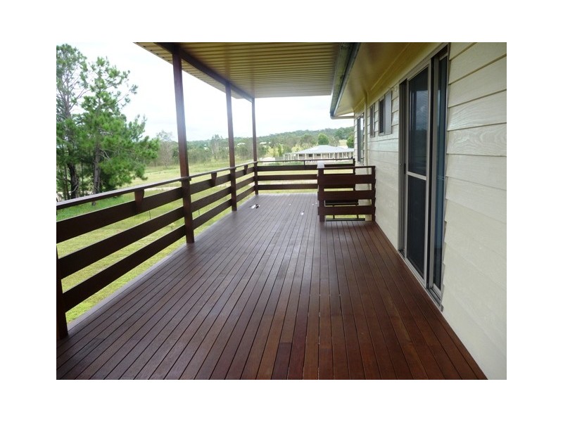 24 Discovery Drive, Cooloola Cove QLD 4580