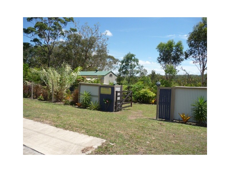 30 Seawitch Cres, Cooloola Cove QLD 4580