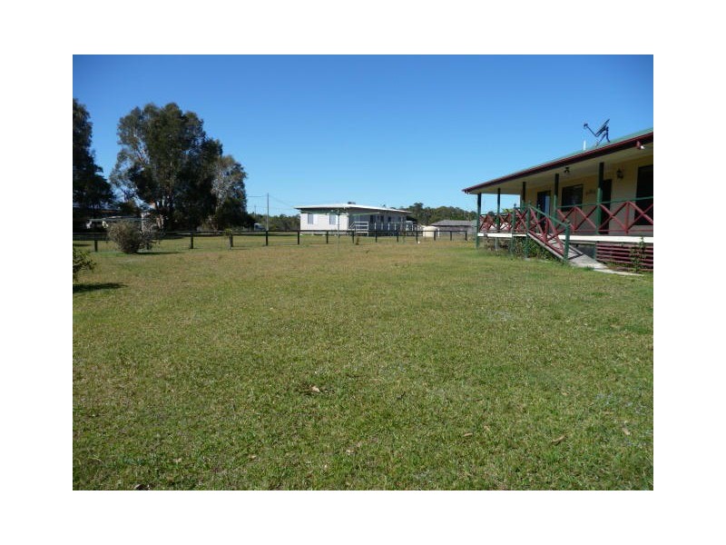 8 Gypsy Ct, Cooloola Cove QLD 4580