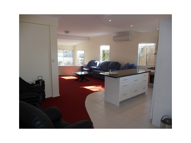 9 Whiting Street, Tin Can Bay QLD 4580