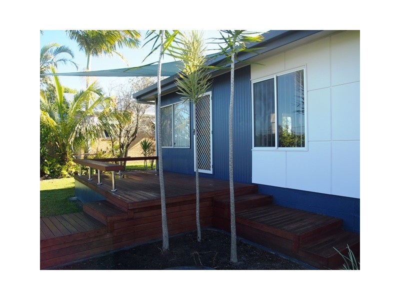 9 Whiting Street, Tin Can Bay QLD 4580