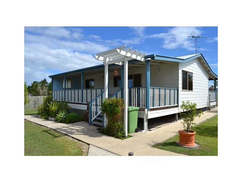 16 Achilles Avenue, Cooloola Cove QLD 4580