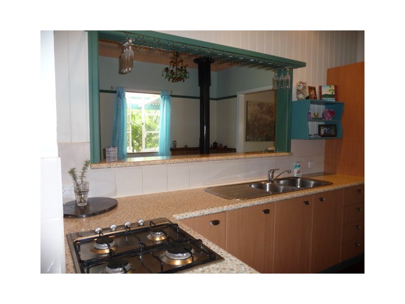 25 Discovery Dr, Cooloola Cove QLD 4580