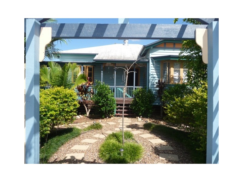 25 Discovery Dr, Cooloola Cove QLD 4580