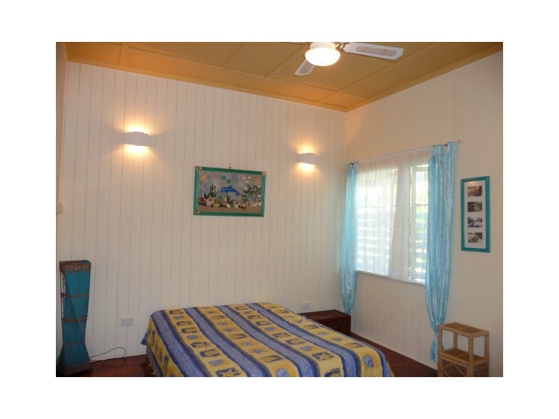 25 Discovery Dr, Cooloola Cove QLD 4580