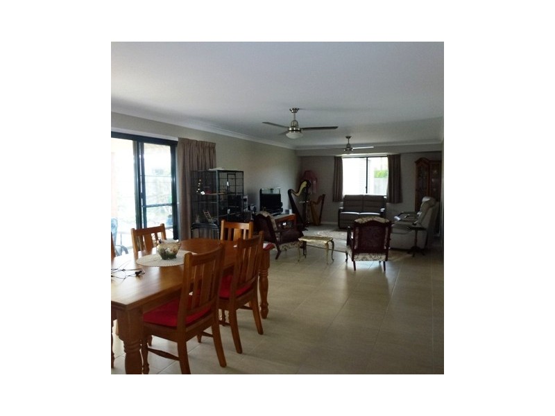 19 Tarwhine Street, Tin Can Bay QLD 4580