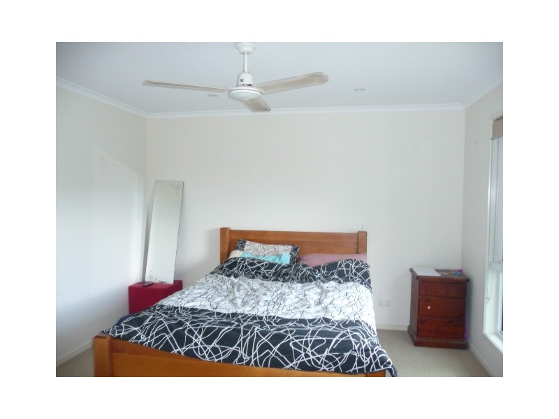 31 Canberra Ave, Cooloola Cove QLD 4580