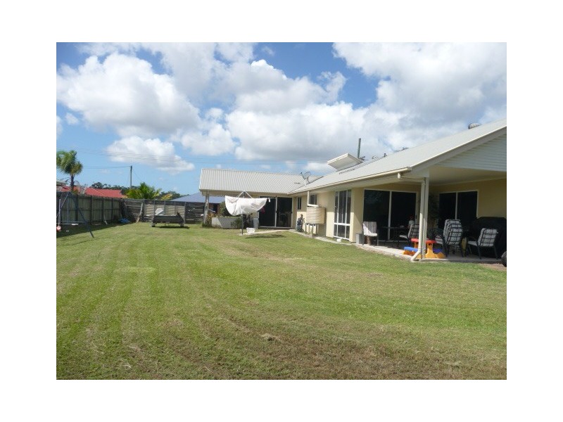 31 Canberra Ave, Cooloola Cove QLD 4580