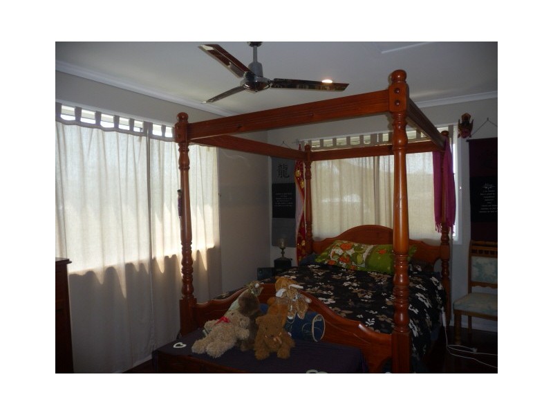 23 Marco Polo Dr, Cooloola Cove QLD 4580