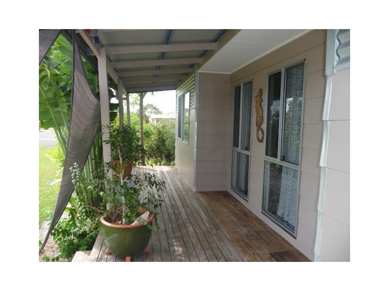 23 Marco Polo Dr, Cooloola Cove QLD 4580