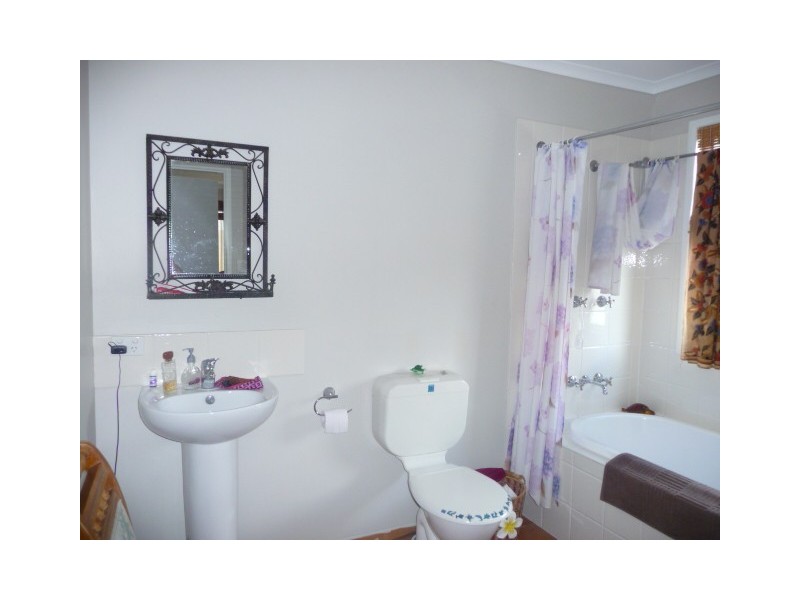 23 Marco Polo Dr, Cooloola Cove QLD 4580