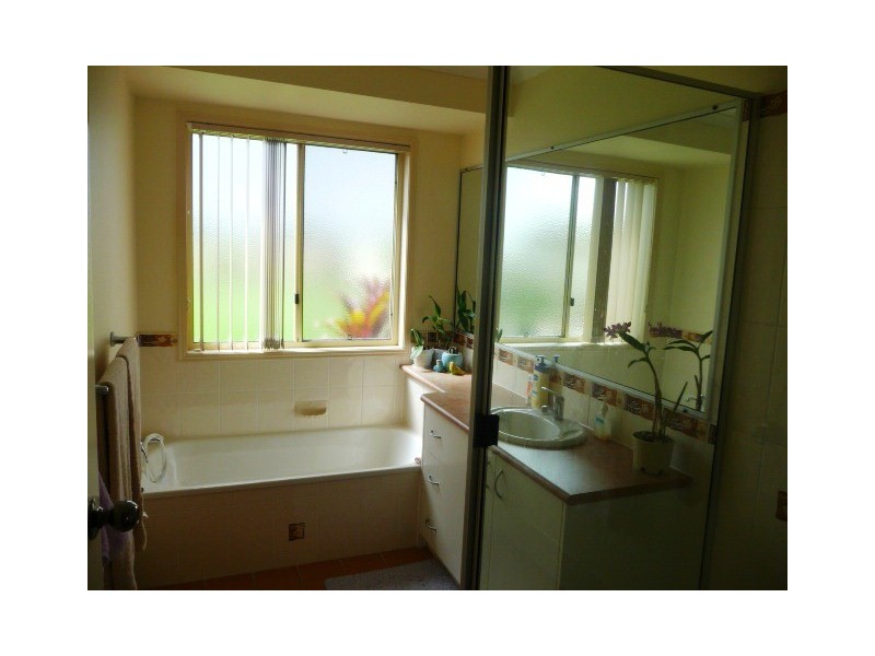 8 Mariposa Place, Cooloola Cove QLD 4580