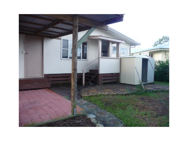 32 Tailor St, Tin Can Bay QLD 4580