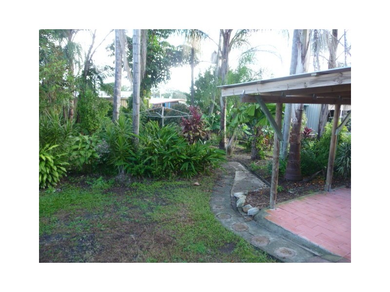 32 Tailor St, Tin Can Bay QLD 4580