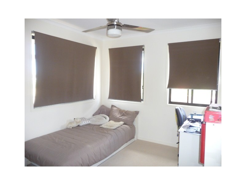 2/41 Creekside Esp, Cooloola Cove QLD 4580